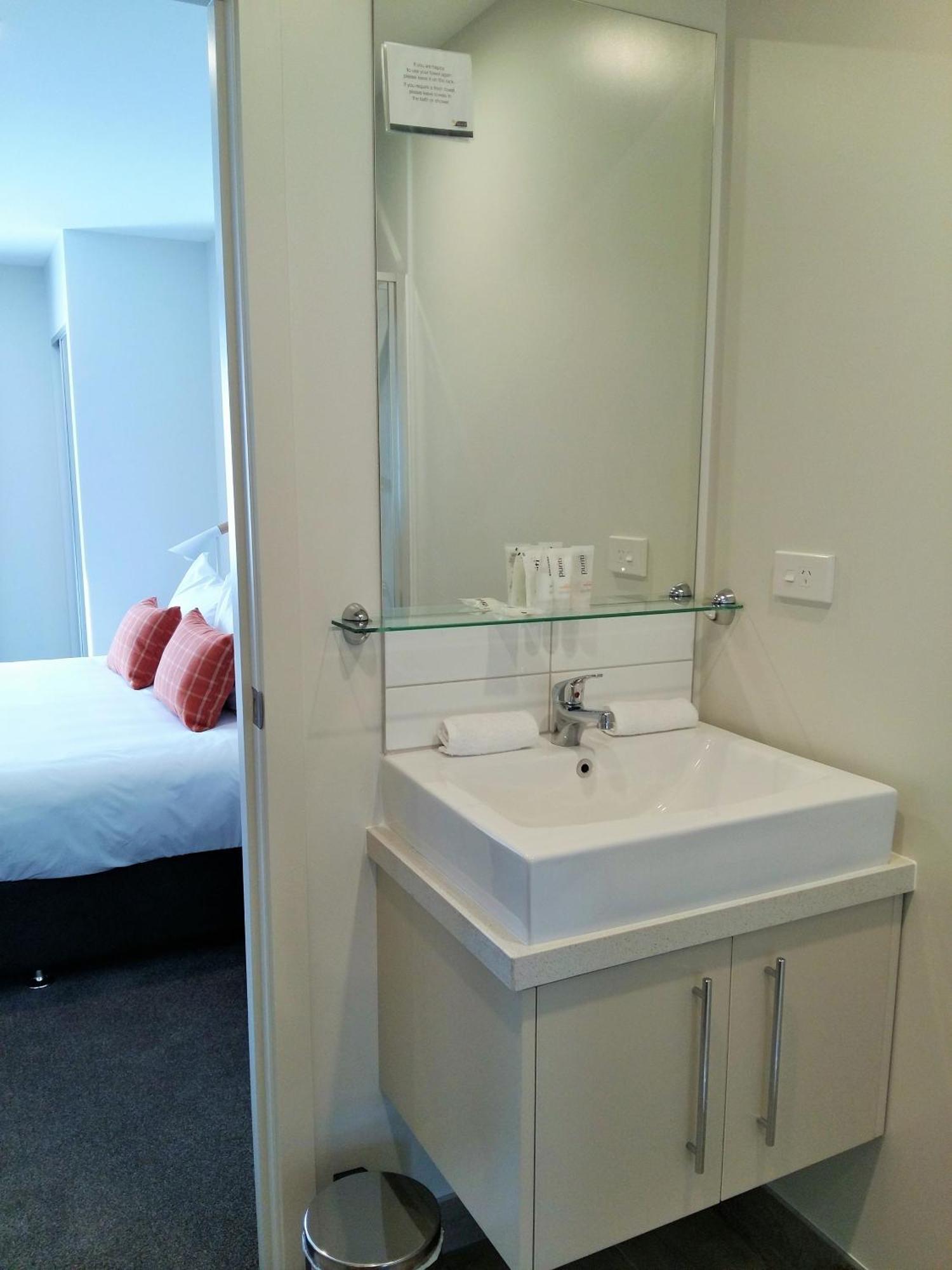 Quest Taupo Aparthotel Room photo